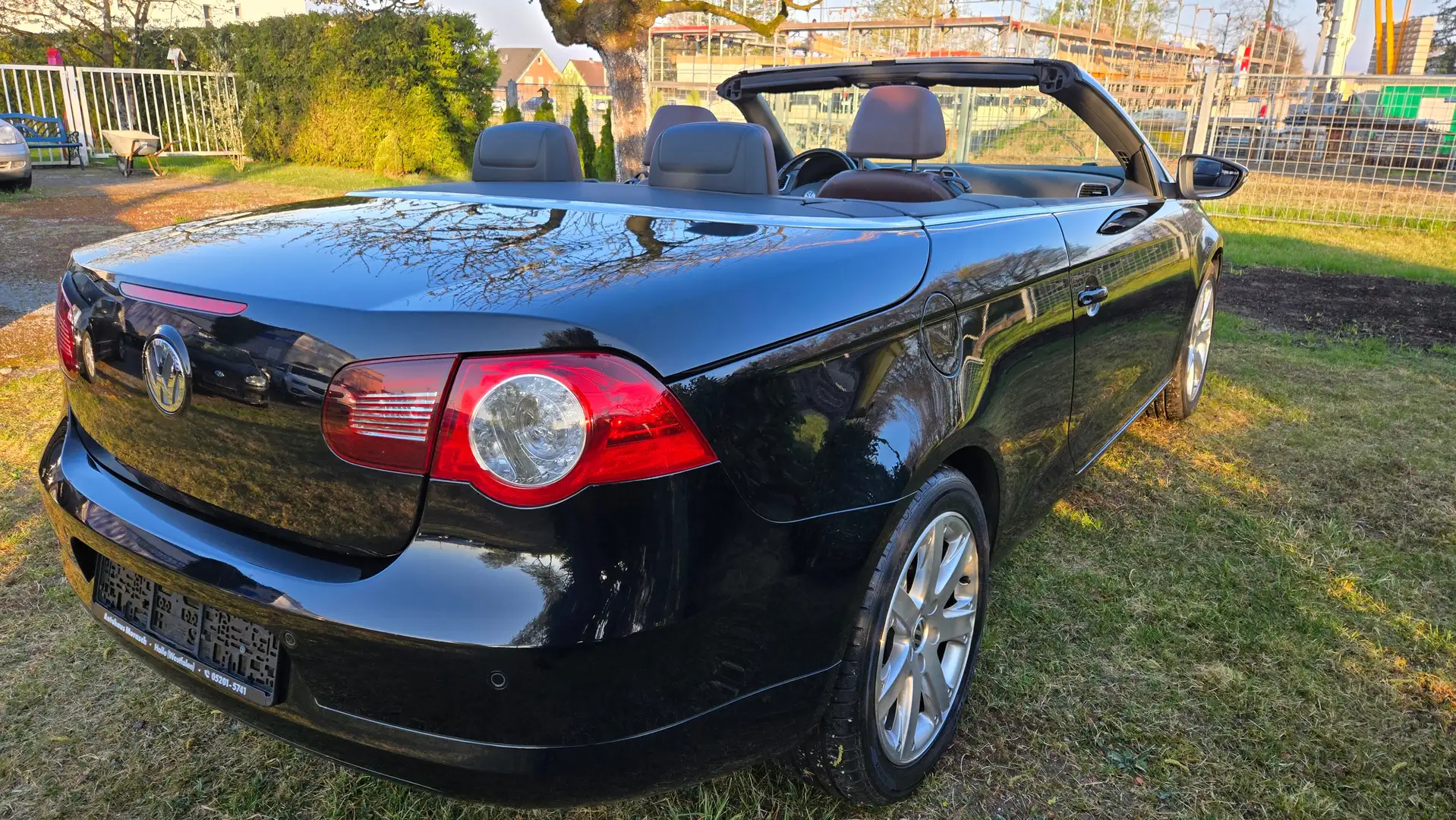 Volkswagen Eos 1.4 Edition 2009 Schwarz - 2