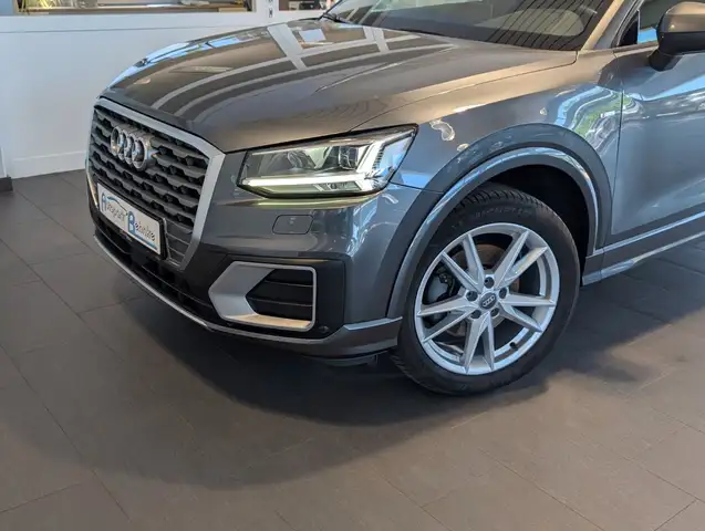 Audi Q2 view 5