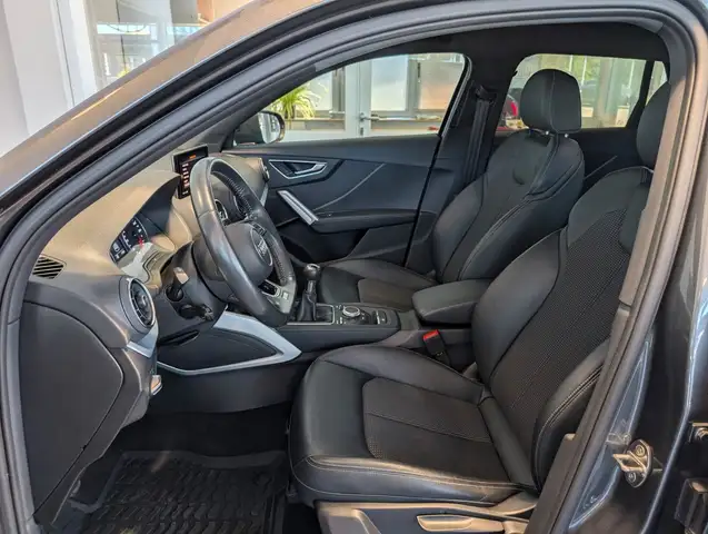 Audi Q2 view 7