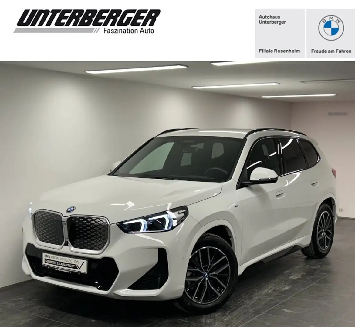 BMW iX1 xDrive30 M Sportpaket Harman/Kardon Head-Up AHK DA Weiß - 1