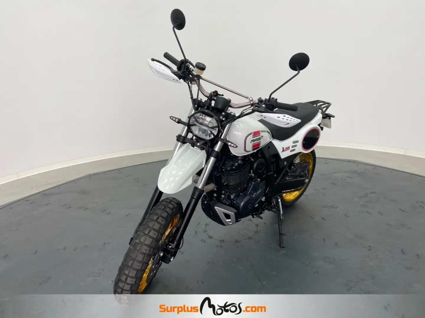 Mash X-RIDE 650 A2 Blanc - 1