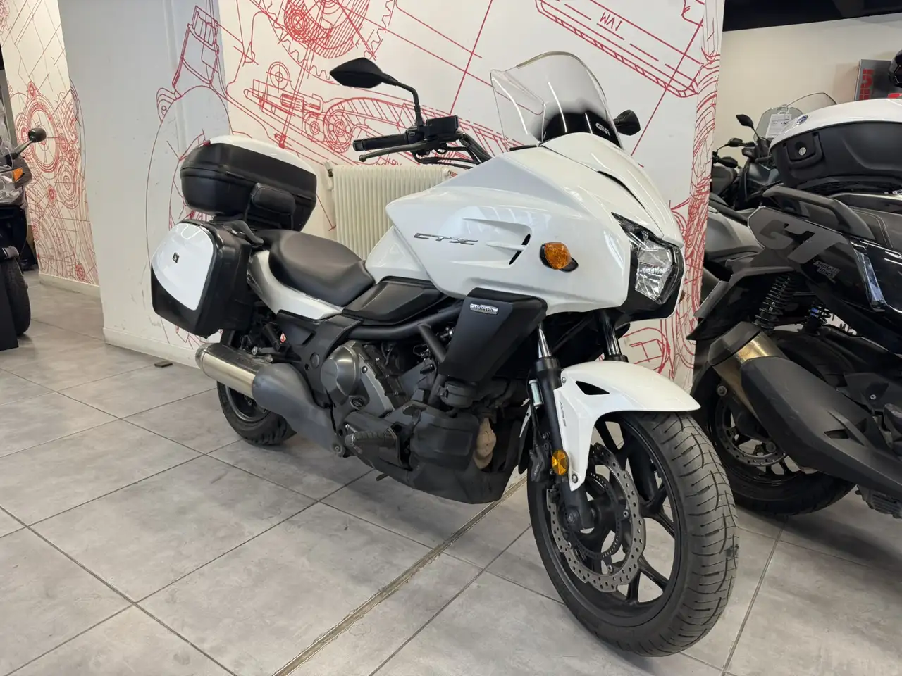 Honda CTX 700