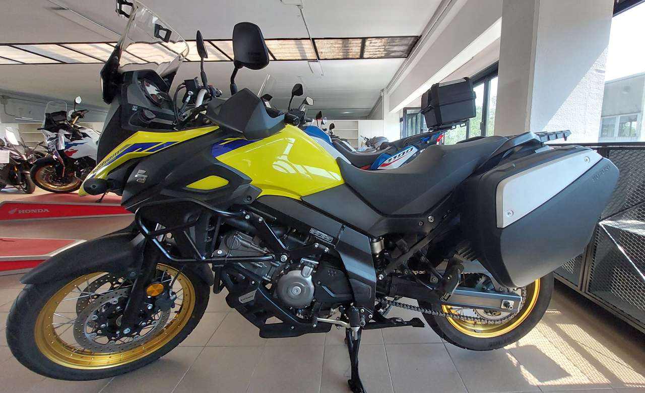 Suzuki V-Strom 650 XT Travel Edition Full Optional