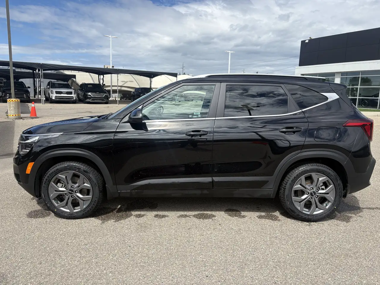 Kia Seltos снимка Kia Seltos