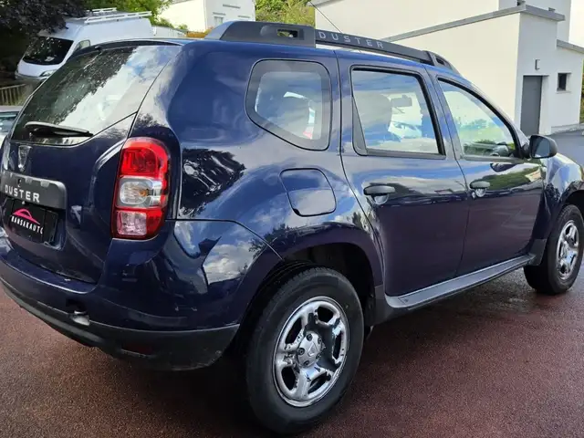 Dacia Duster view 6