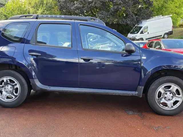 Dacia Duster view 5