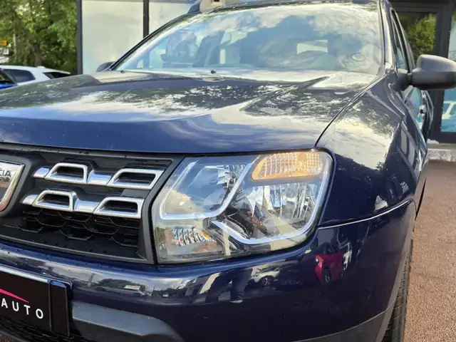 Dacia Duster view 10