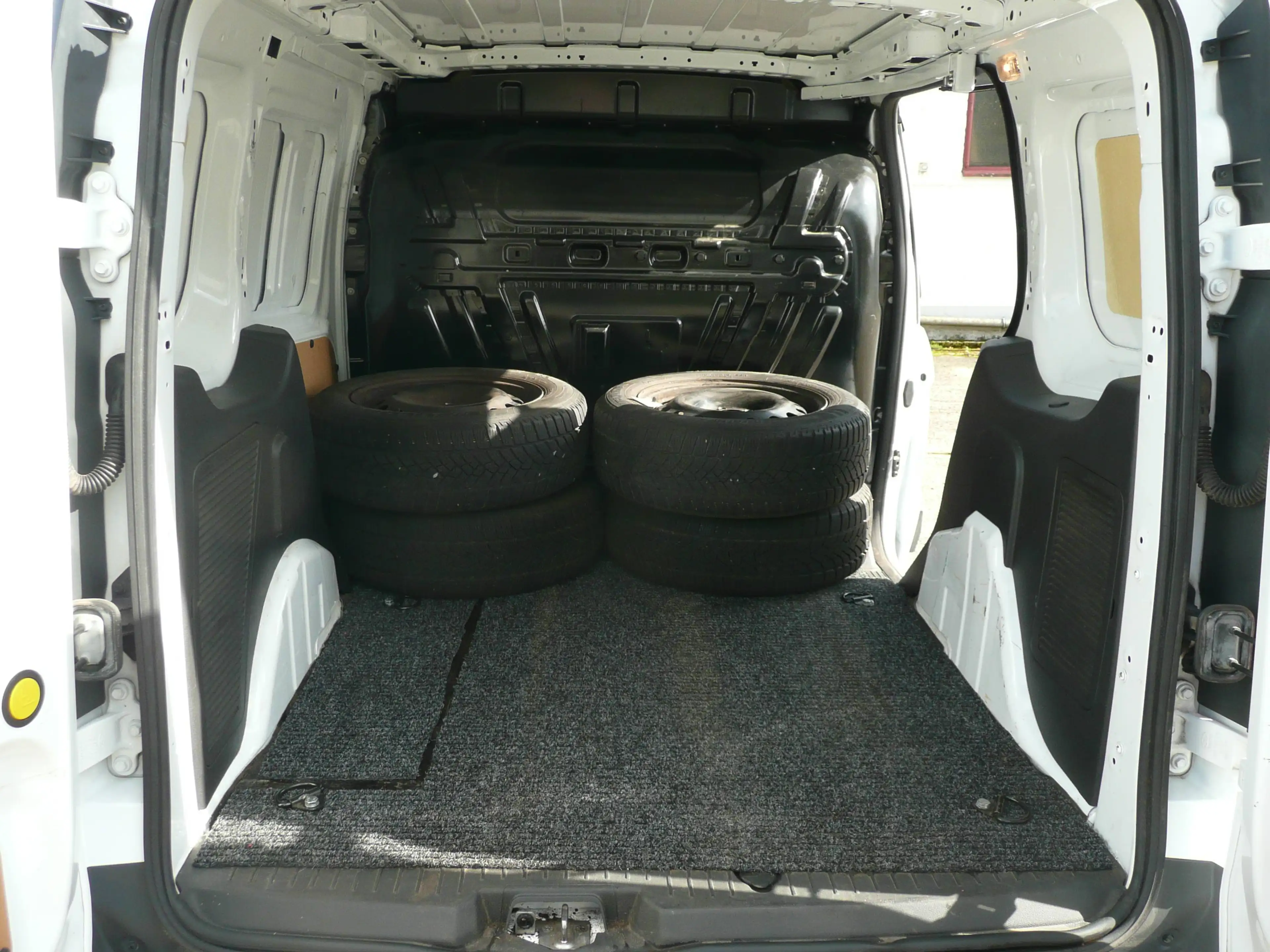 Ford Transit Connect Transit Connect 200L1 Trend 1.Hand, Klima, — photo 3