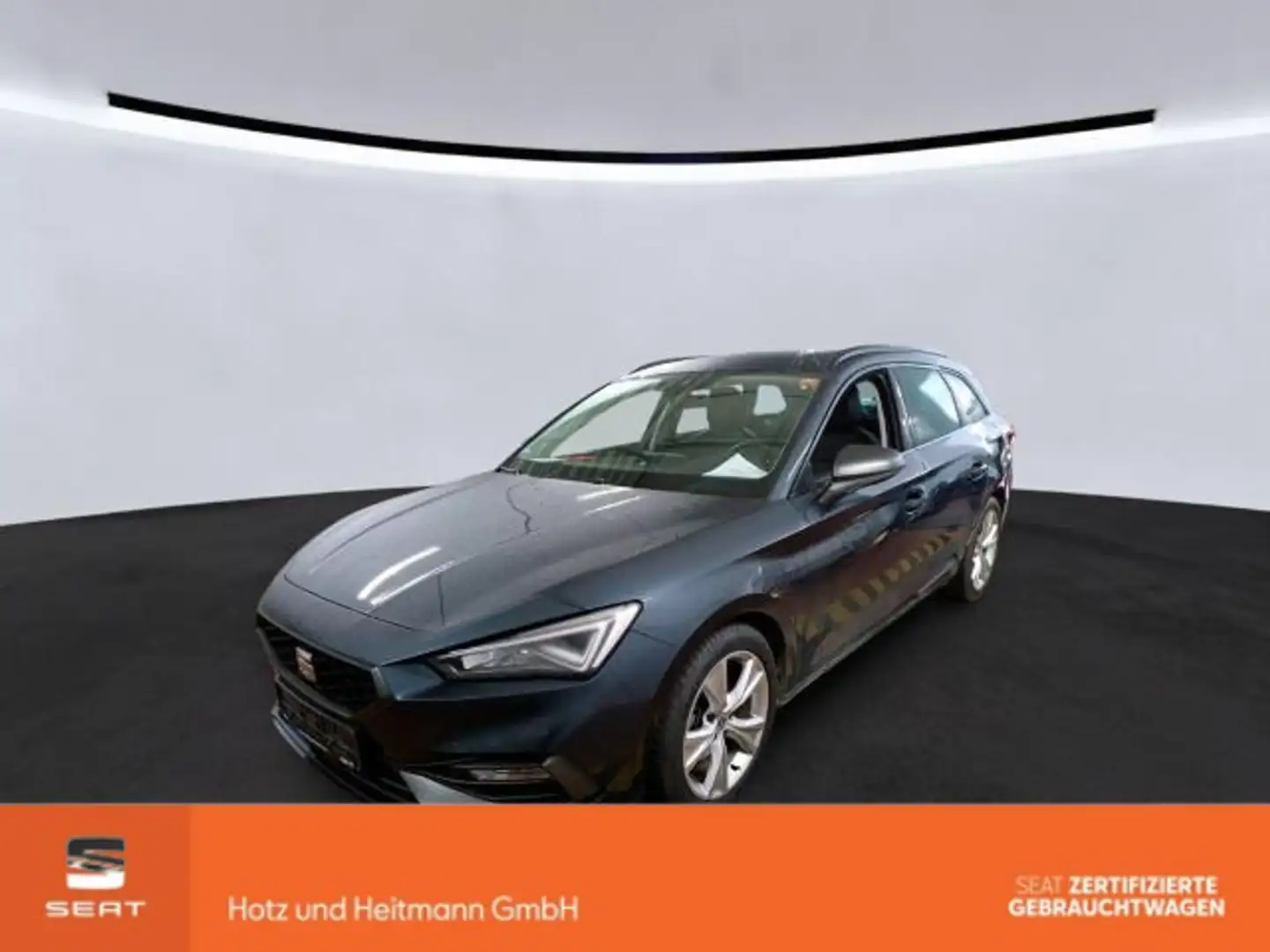 SEAT Leon ST FR 1.5 eTSI DSG FR LED/ACC/Beats/AHK/Pan Grau - 1