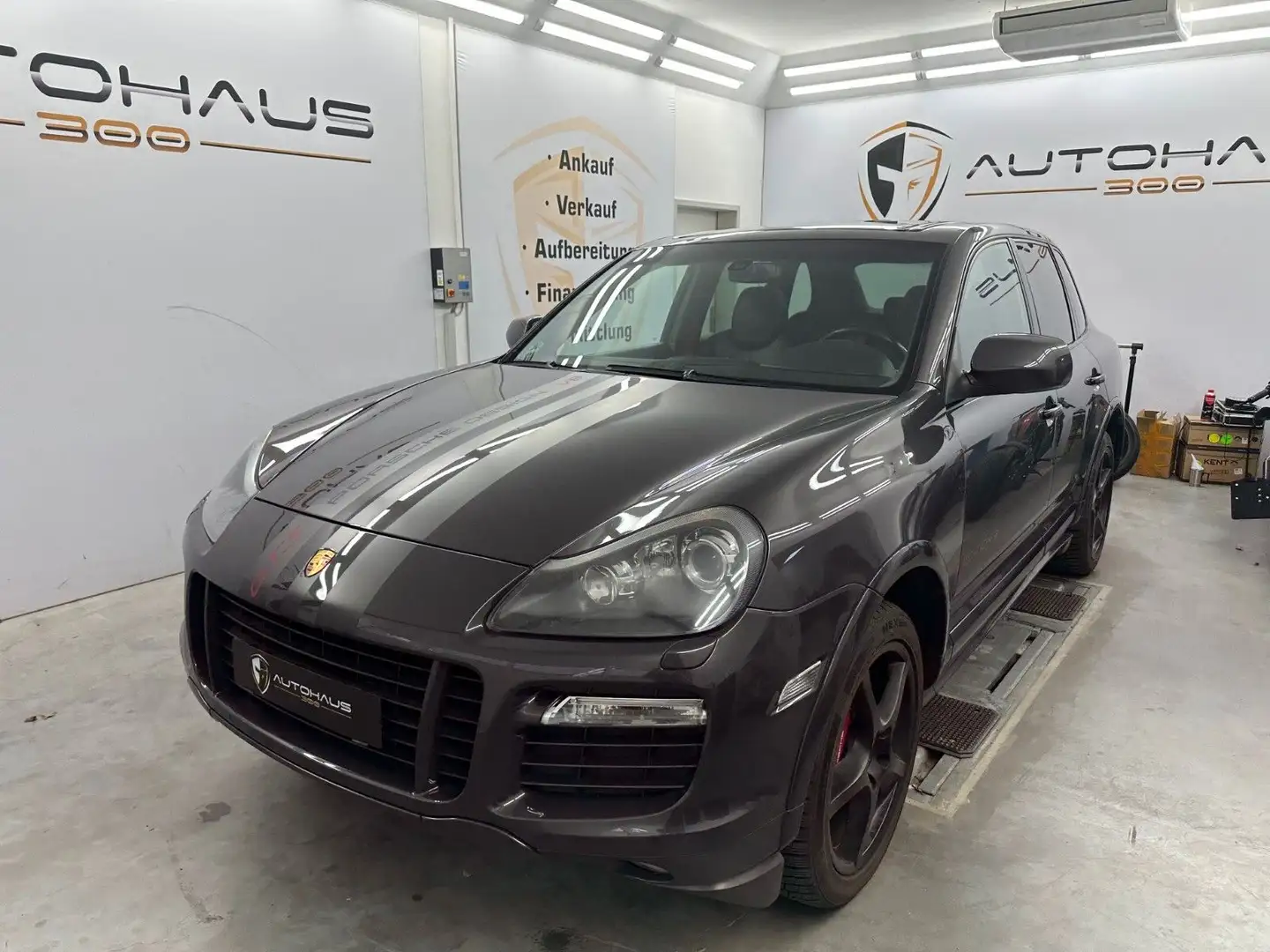 Porsche Cayenne GTS Porsche Design Edition 3 MFL SHZ RFK Gris - 1