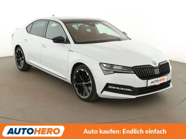 Skoda Superb view 8