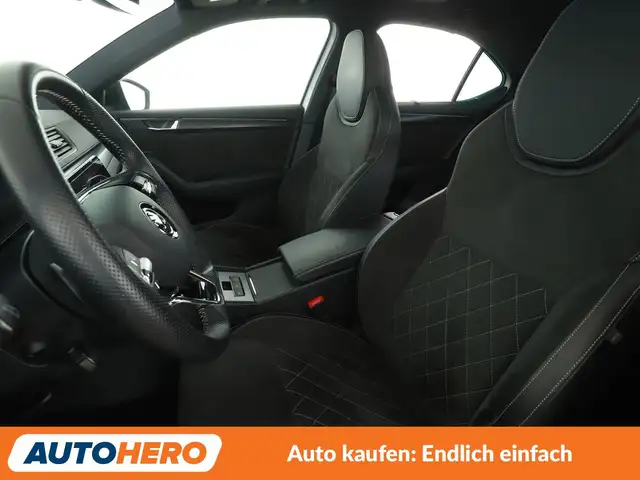 Skoda Superb view 10