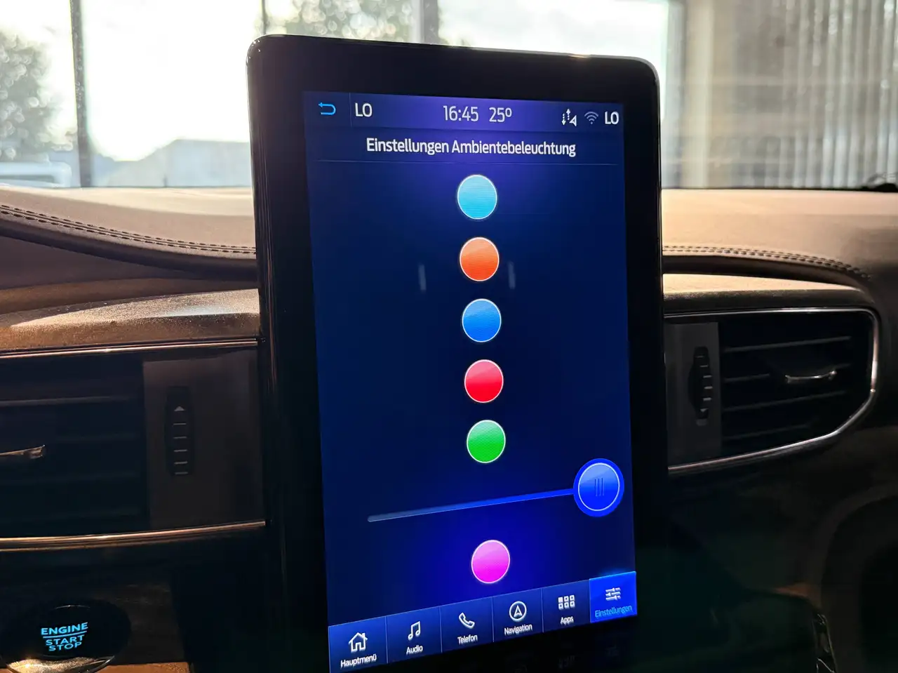 Ford Explorer Platinum Plug-in-Hybrid 4x4 7 Sitze-Vollausstattung, миниатюра 24