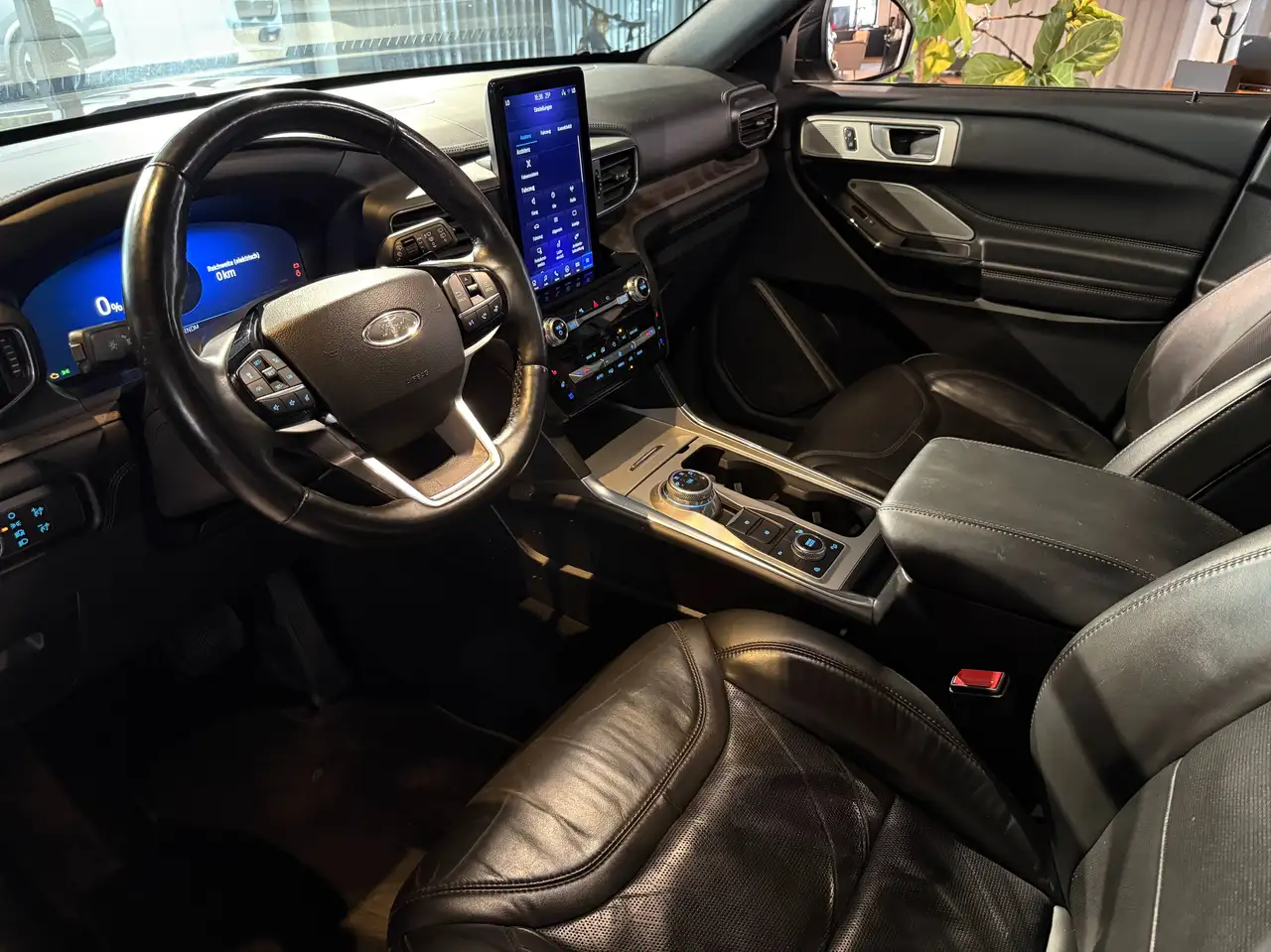 Ford Explorer Platinum Plug-in-Hybrid 4x4 7 Sitze-Vollausstattung, миниатюра 10