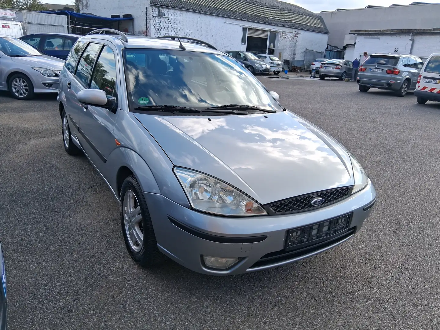 Ford Focus Focus Turnier Turnier Viva Grau - 2