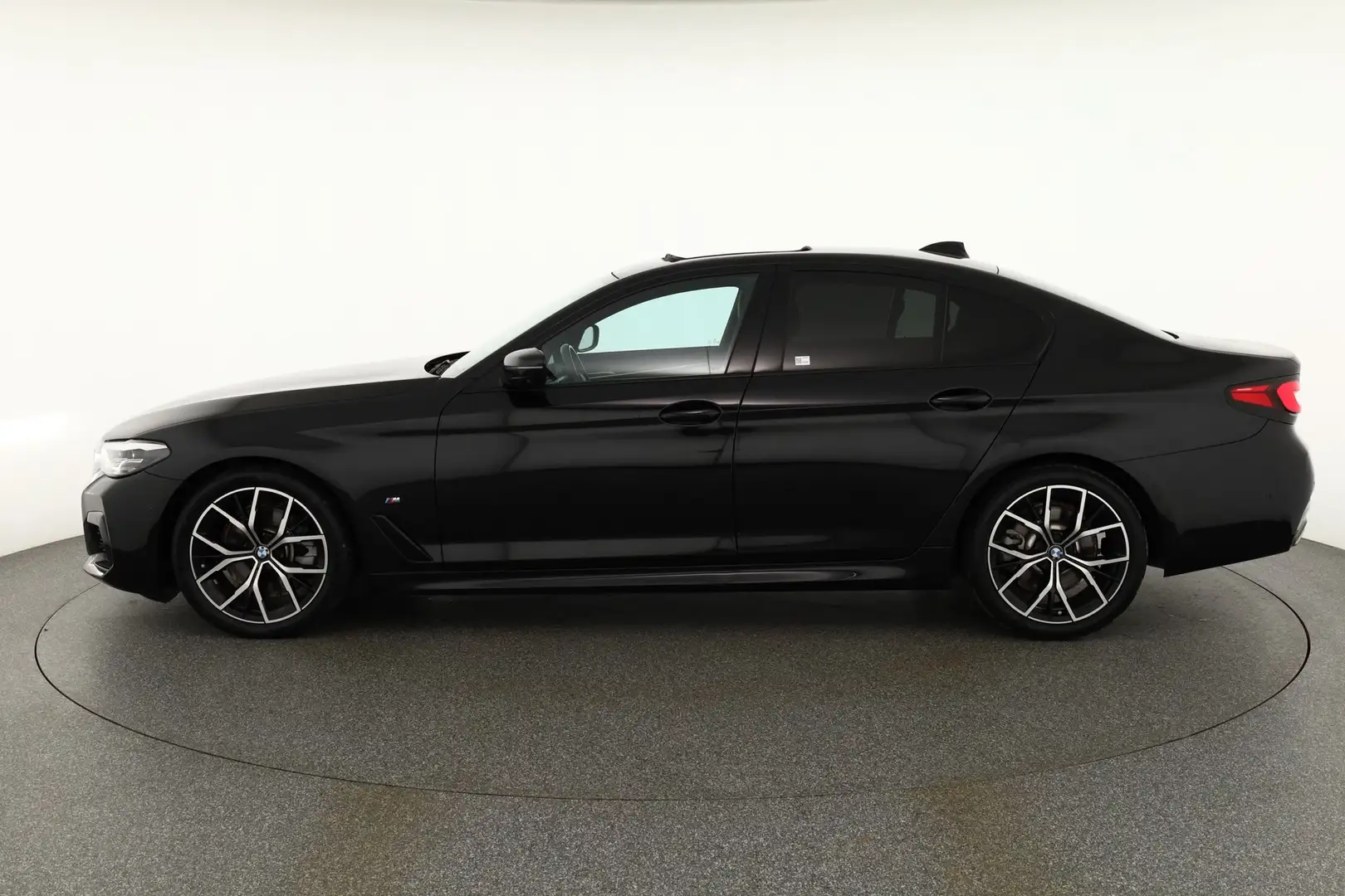 BMW 520 520d xDrive M Sport Aut. Noir - 2