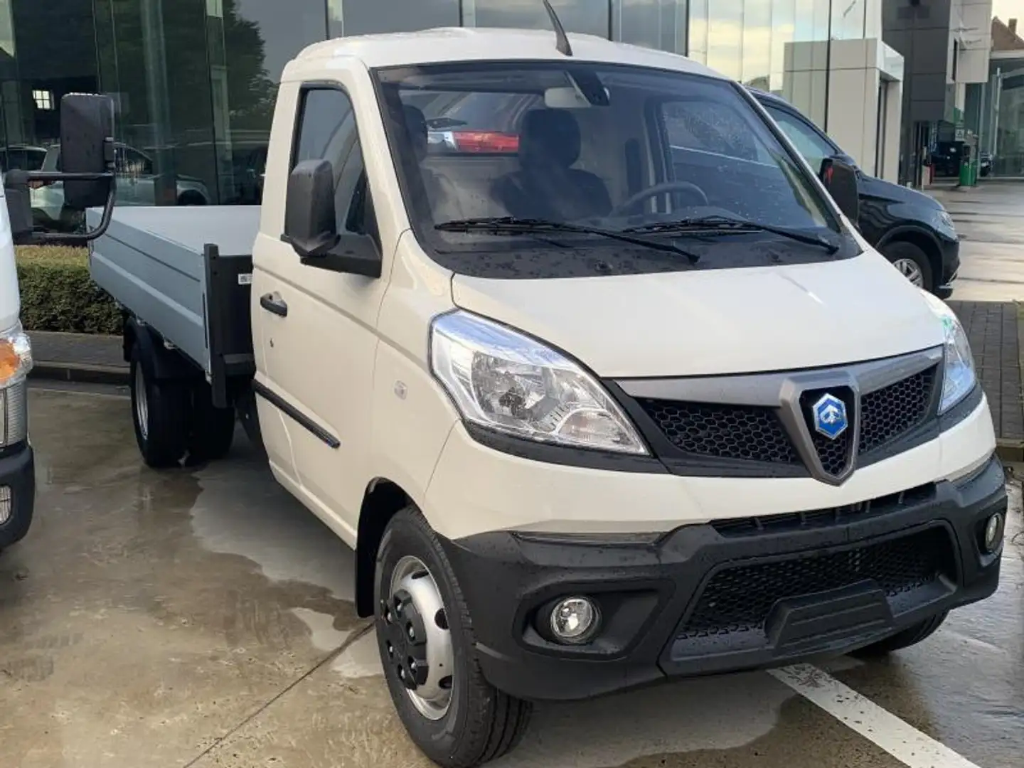 Piaggio Porter OPEN LAADBAK KIPPER MET DUBBELE WIELEN Wit - 2