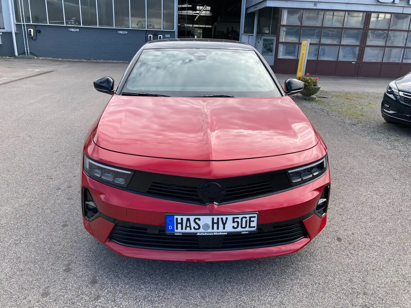 Opel Astra GS Line Plug-in-Hybrid Rot - 2