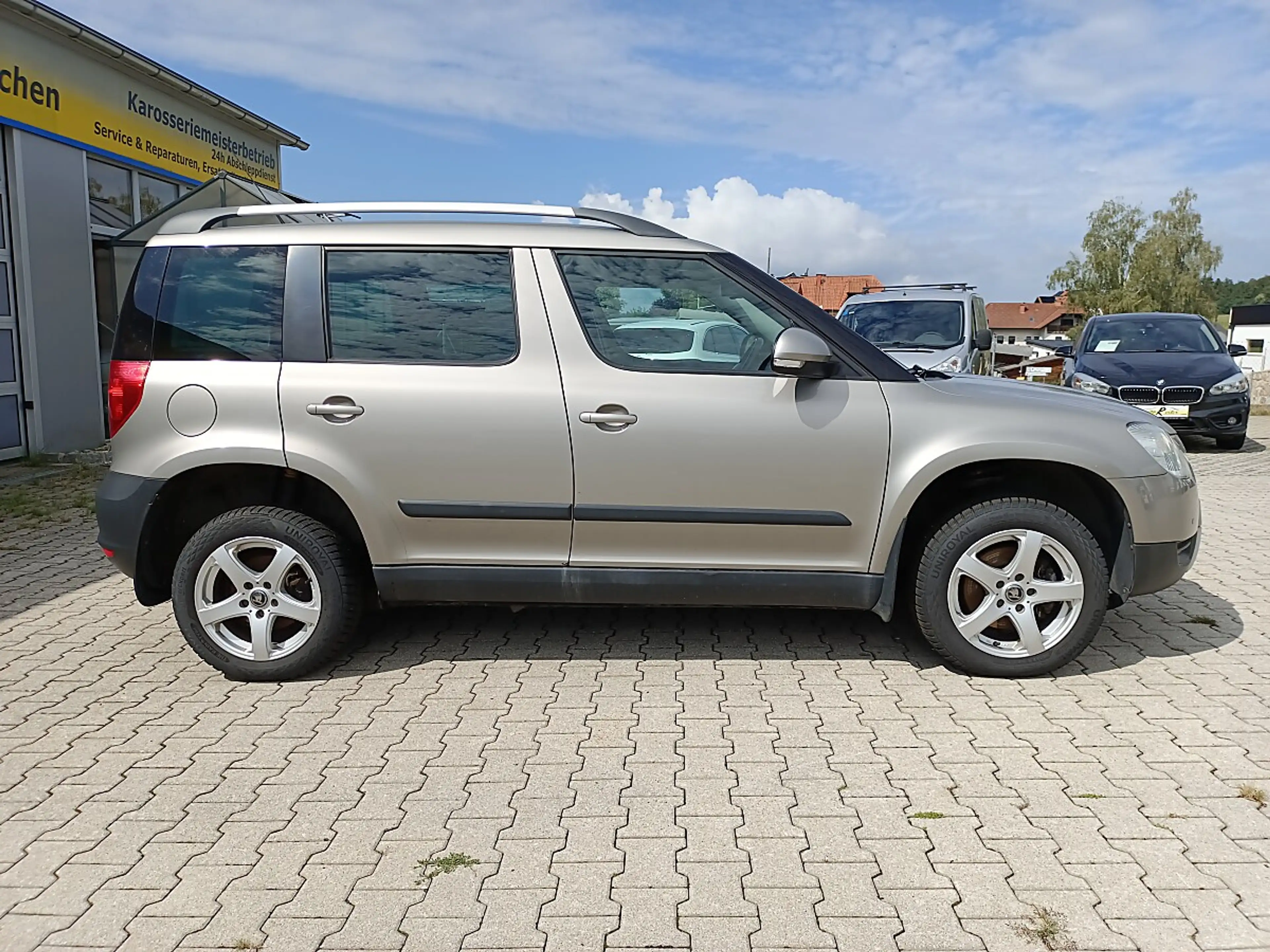 Skoda Yeti 4x4 Twenty Elegance 2,0 TDI CR DPF *AHV*BT*PDC*... — photo 5
