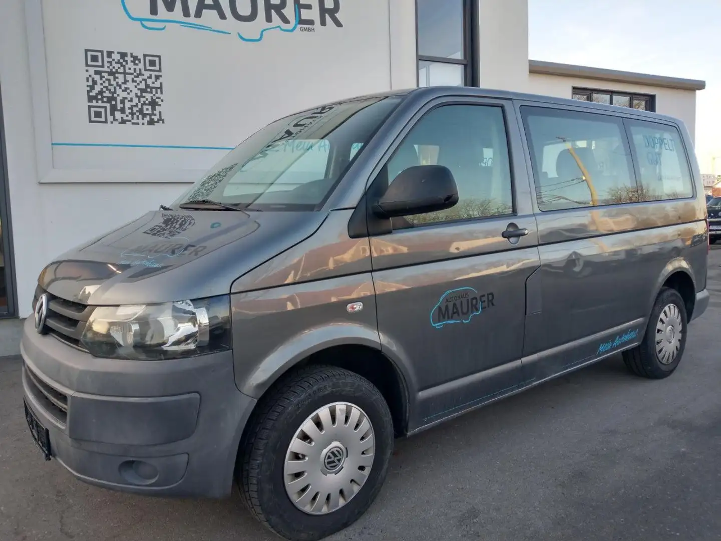 Volkswagen T5 Kombi T5 Transporter Kombi 2,0 TDI 9-Sitzer AHK Klima Grau - 2