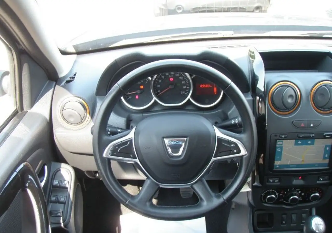 Dacia Duster — photo 13