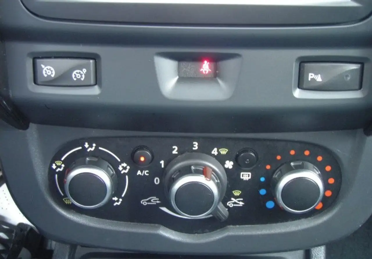 Dacia Duster — photo 20