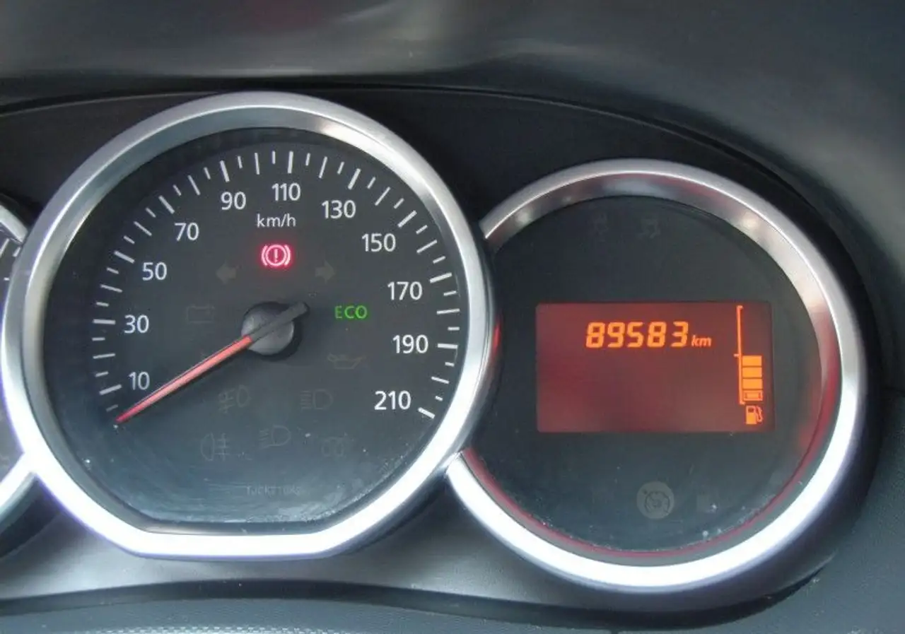 Dacia Duster — photo 15