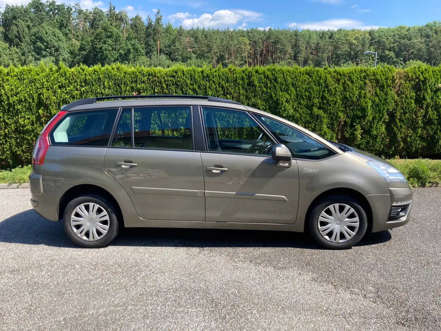 Citroen Grand C4 Picasso Braun - 2