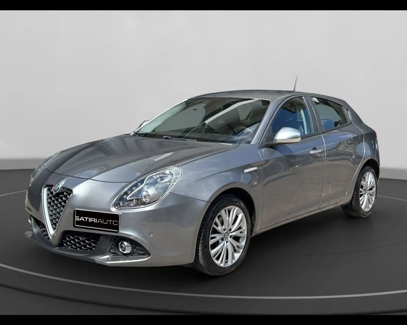 Alfa Romeo Giulietta 1.6 JTDm Super Ezüst - 1