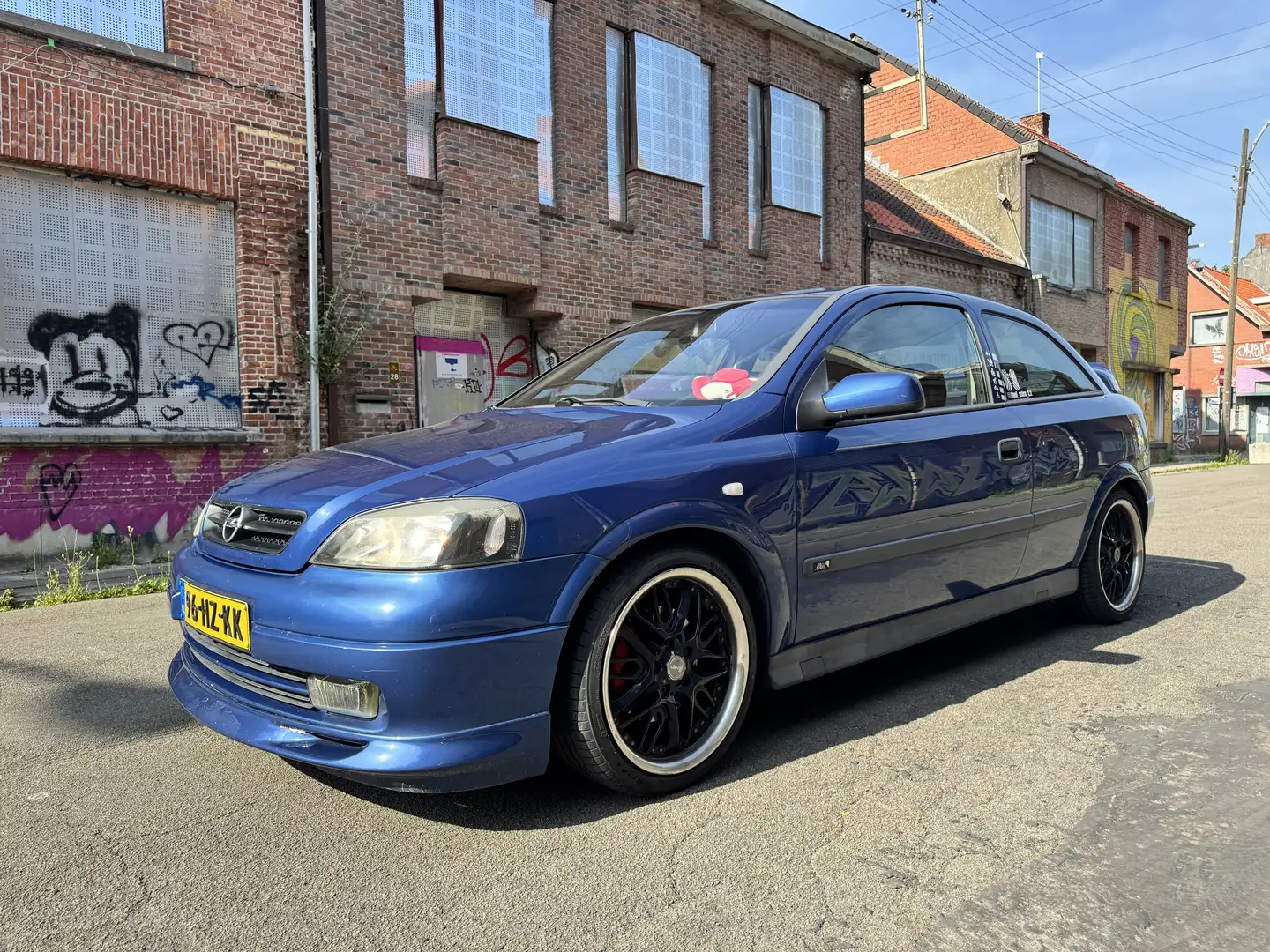 Opel Astra 2.2-16V Sport Edition II Blauw - 2