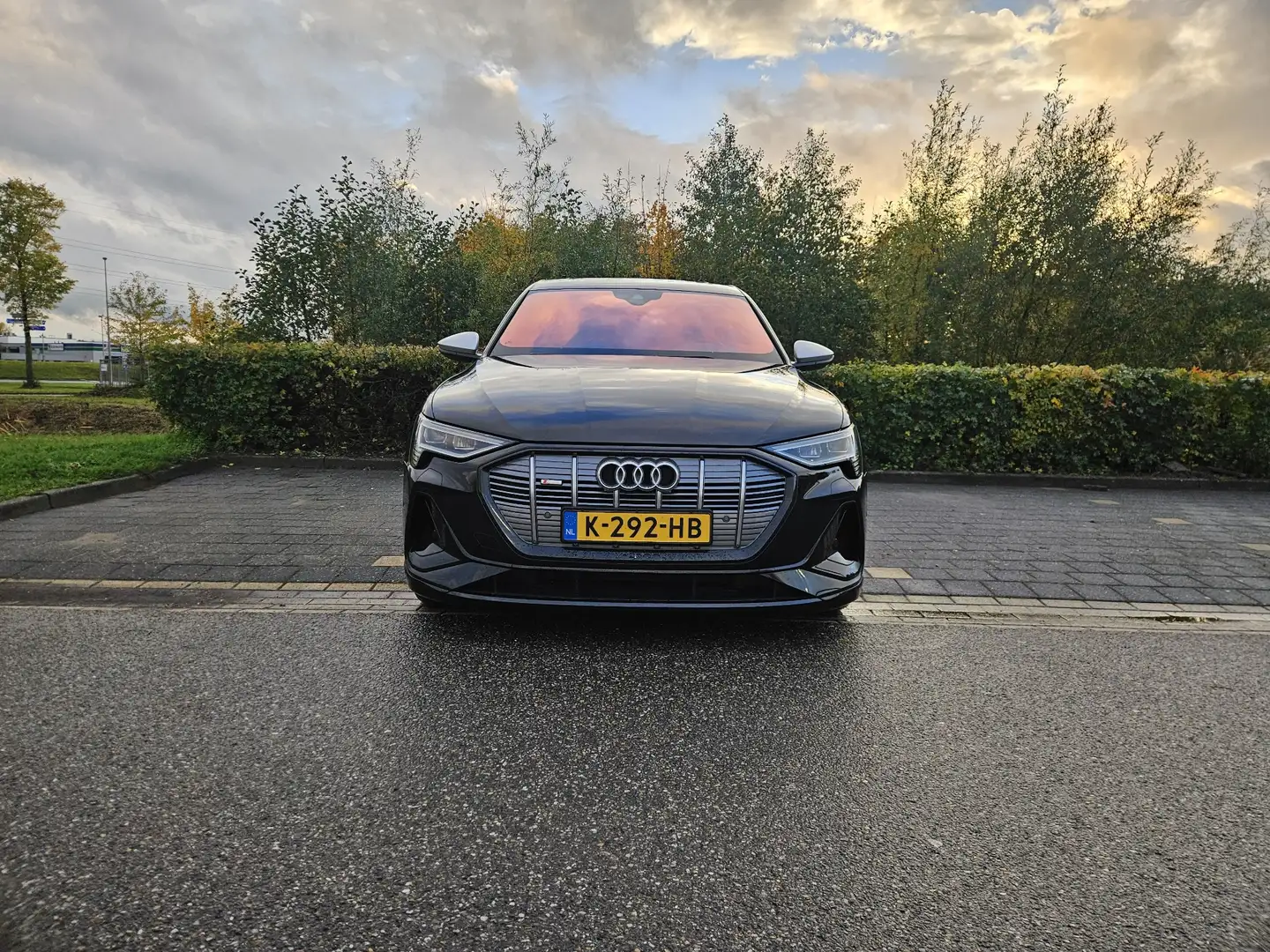Audi e-tron quattro S edition sportback Чорний - 1