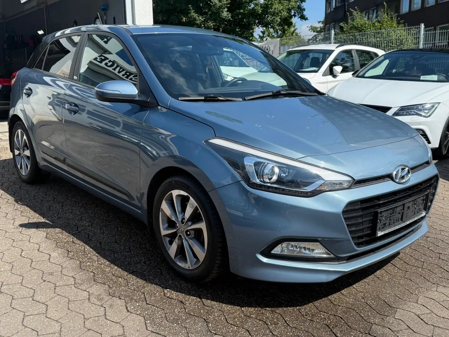 Hyundai i20 blue Passion*Navi*Cam*LED*Allwetterreifen Blau - 2