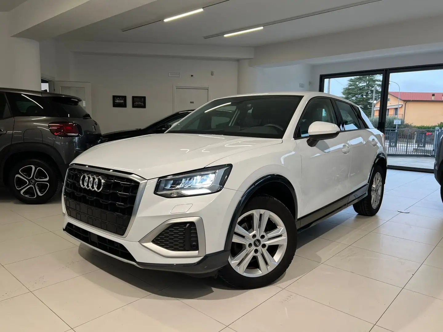 Audi Q2 Q2 30 TFSI Admired Advanced Blanc - 2