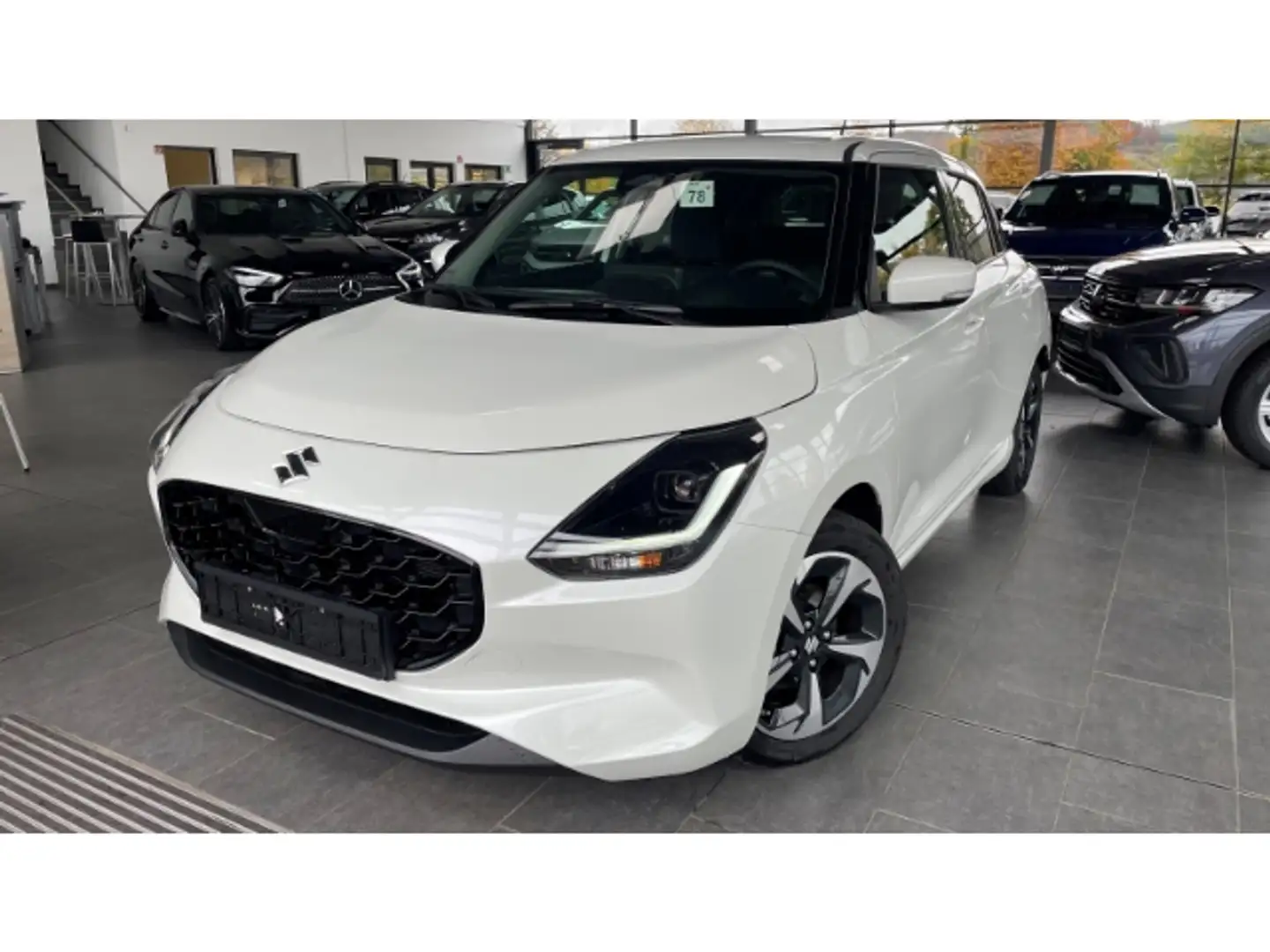 Suzuki Swift 1.2 Comfort + LED NAVI ACC Kamera SitzHZG APP Conn Wit - 1