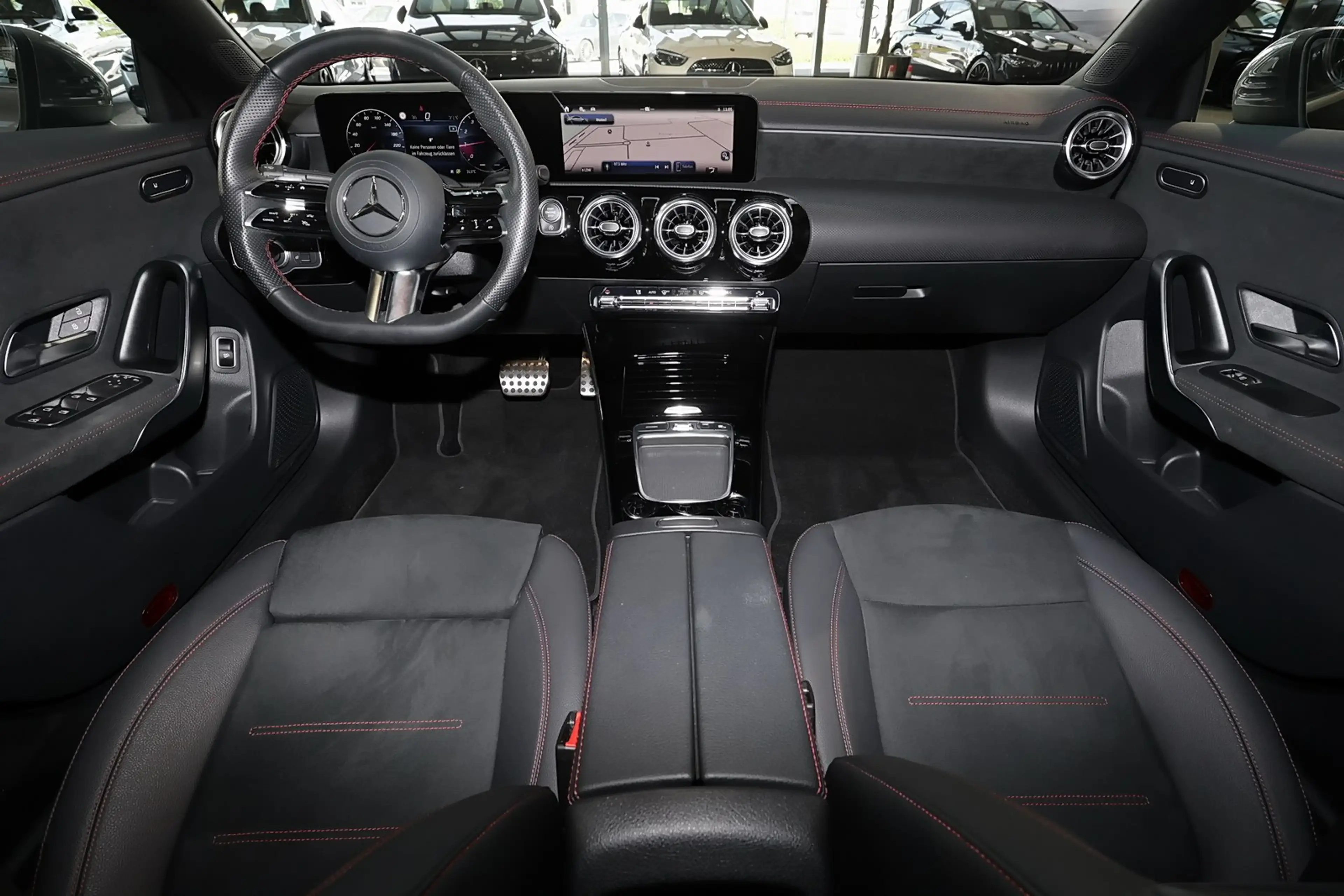 Mercedes-Benz CLA 180 Coupé AMG Adv PLUS+19"+KAMERA+LED+MBUX — photo 6