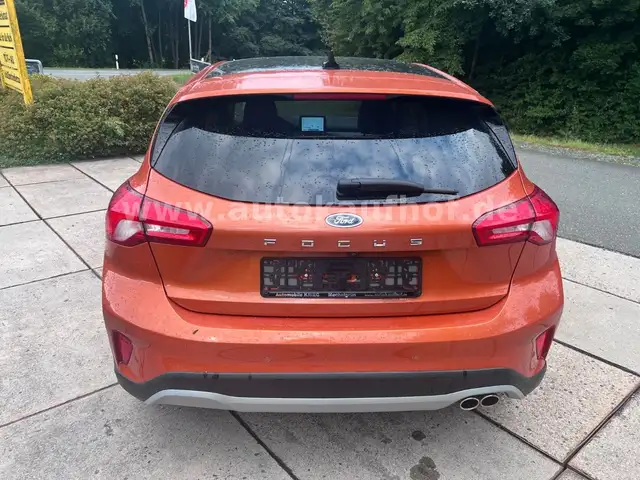 Ford Focus view 7