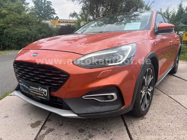 Ford Focus view 4