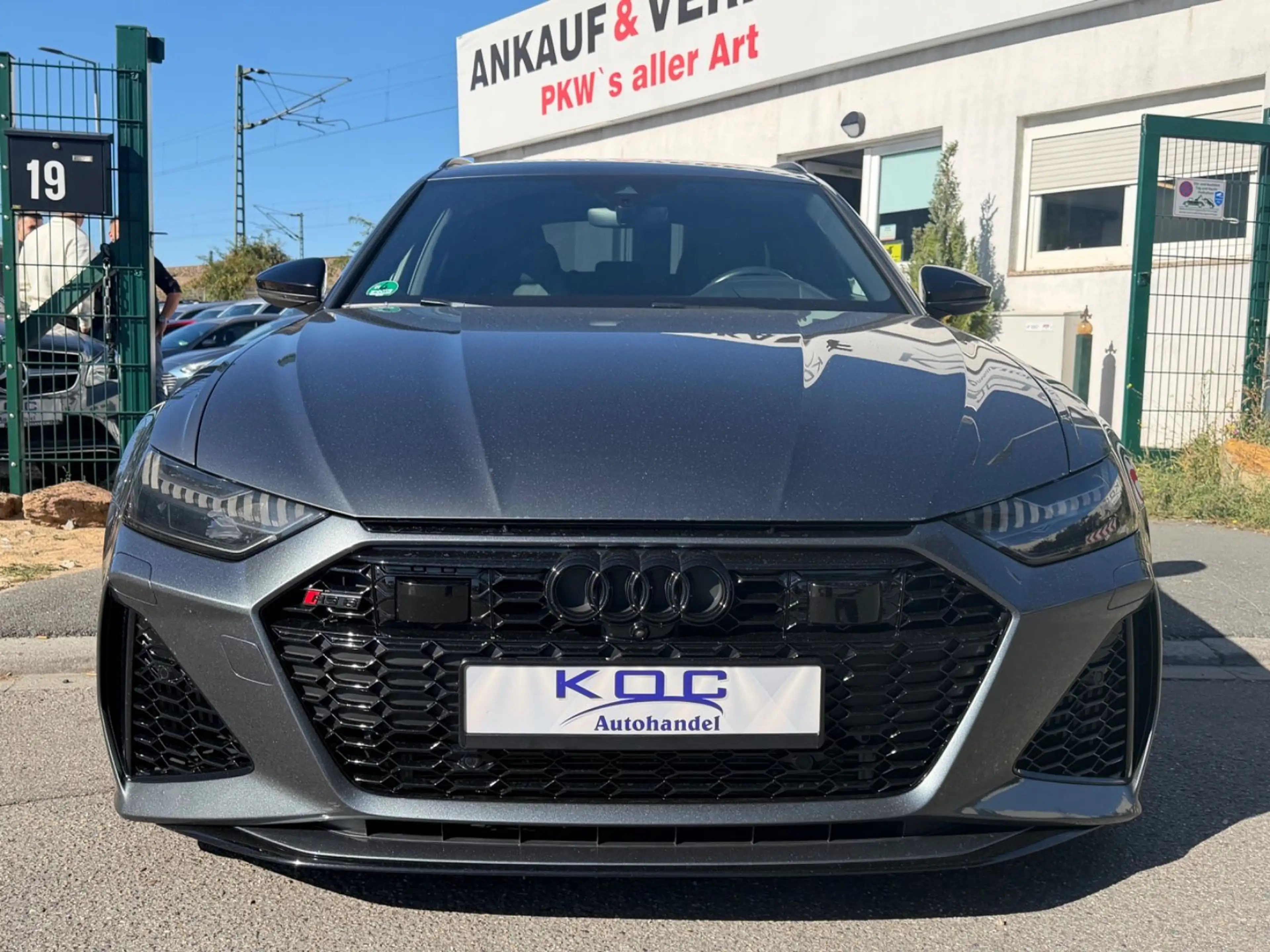 Audi RS6 Avant 4.0 TFSI quattro — photo 3