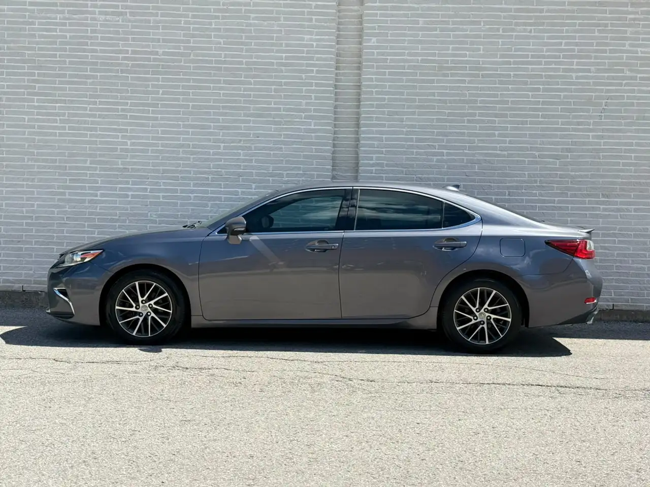 Lexus ES fotografie Lexus ES
