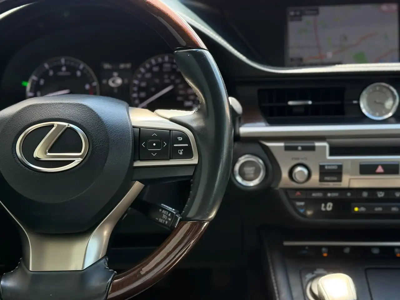 Lexus ES fotografie Lexus ES