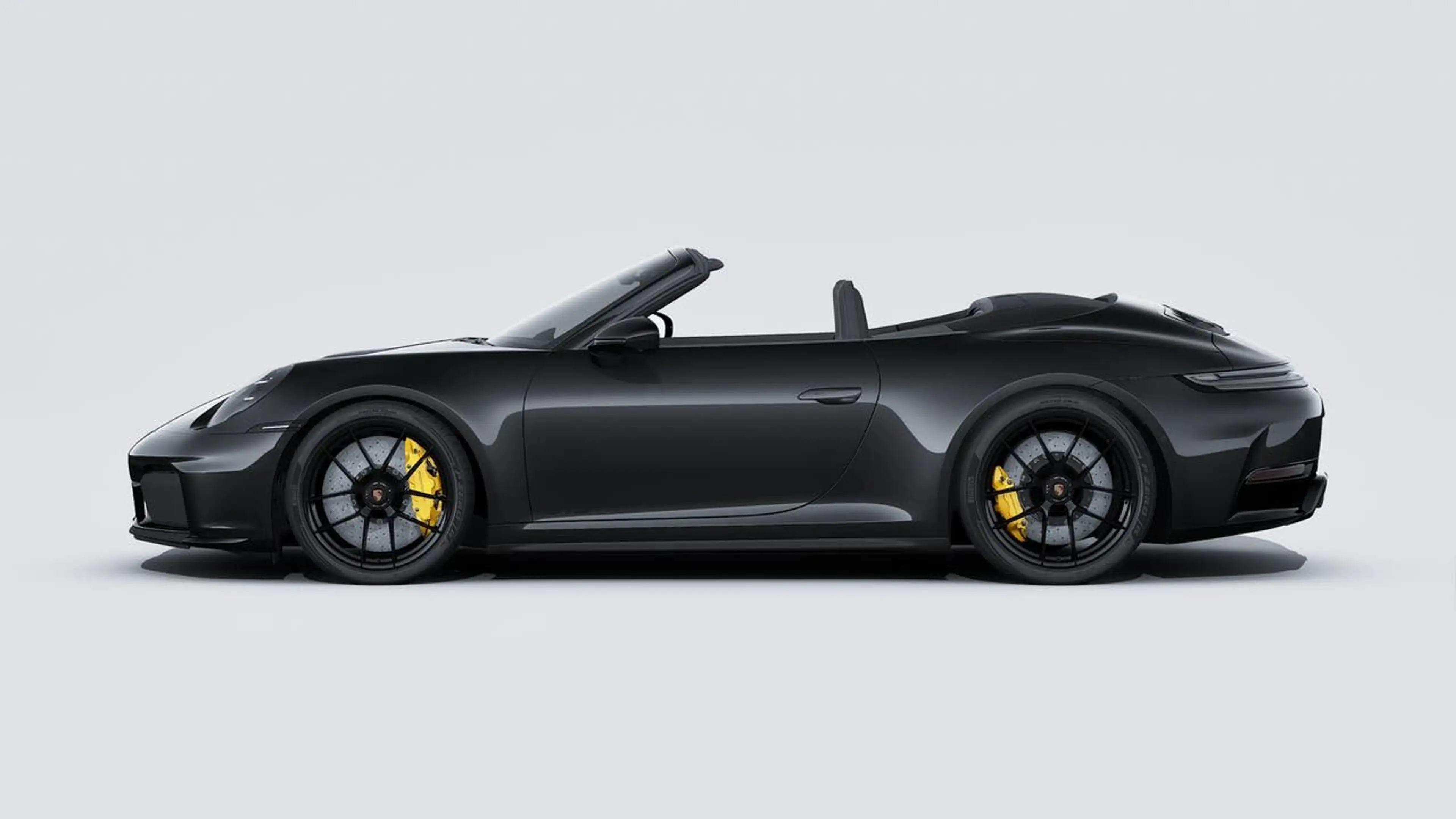 Porsche 992 Carrera 4 GTS Cabriolet — photo 2