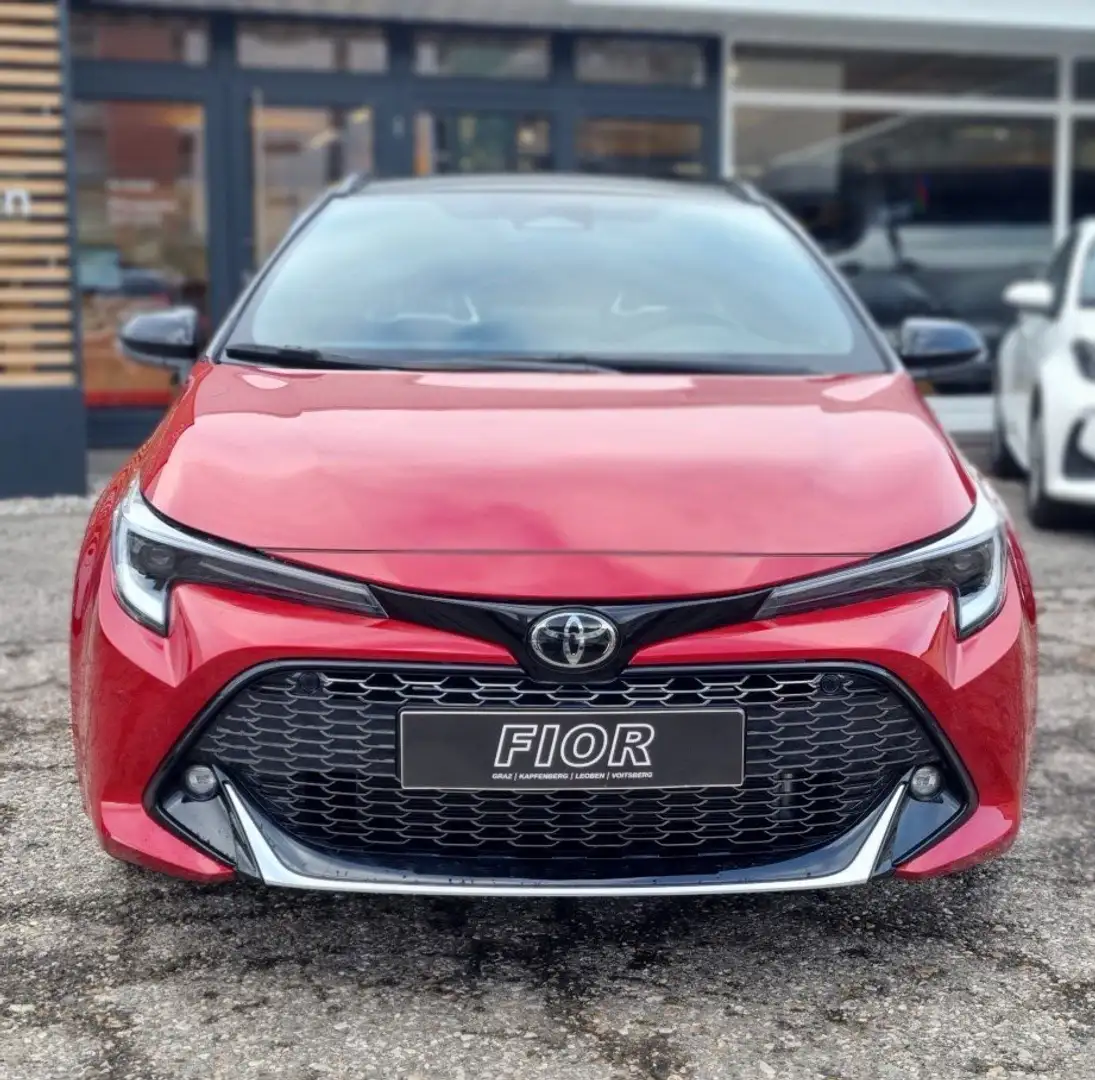 Toyota Corolla Touring Sports GR Sport Rot - 2