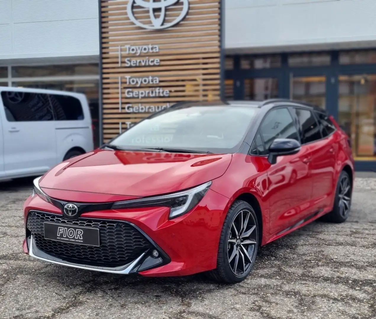 Toyota Corolla Touring Sports GR Sport Rot - 1