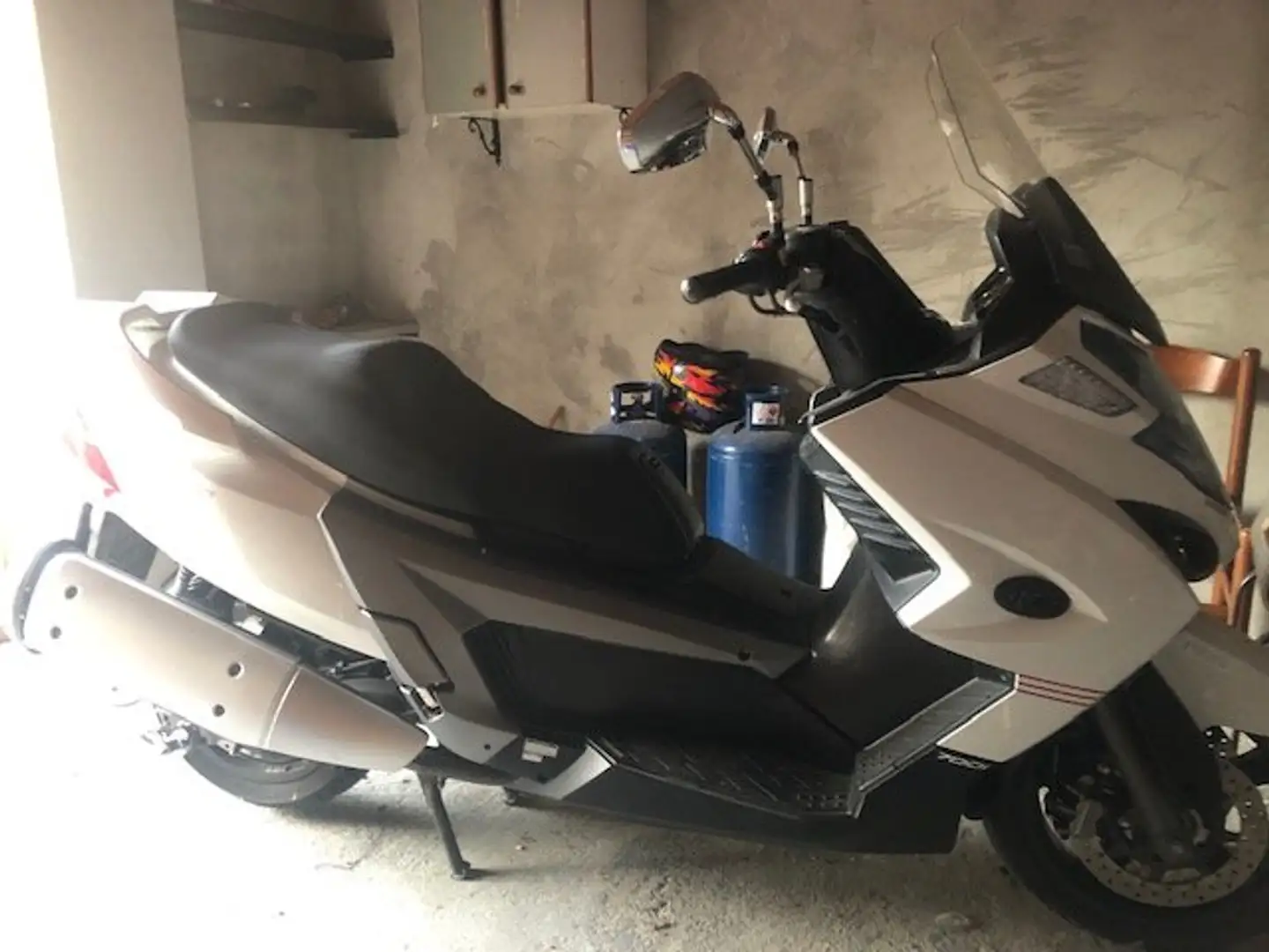 Kymco Myroad 700i Blanco - 2