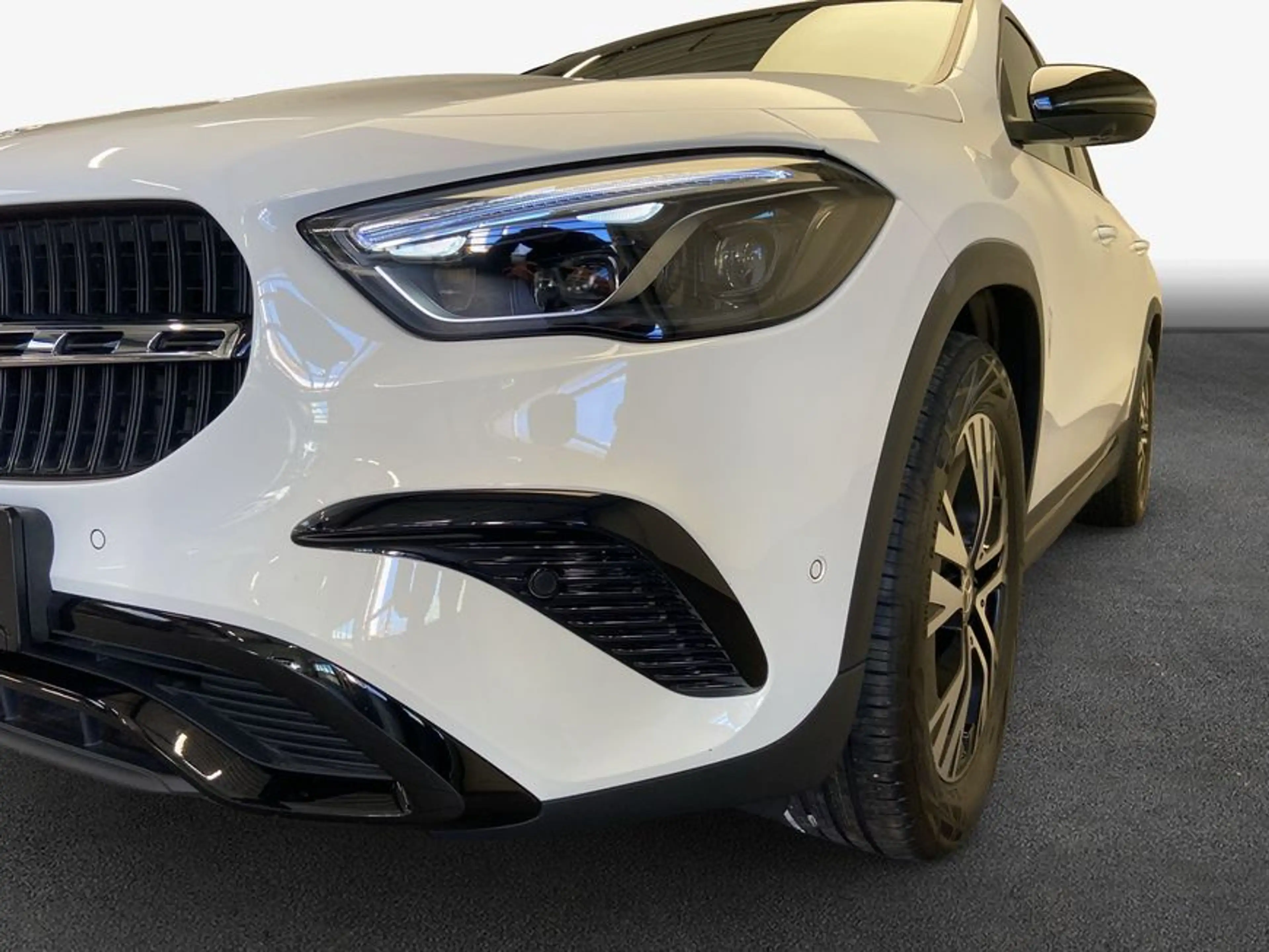 Mercedes-Benz GLA 200 GLA — photo 6
