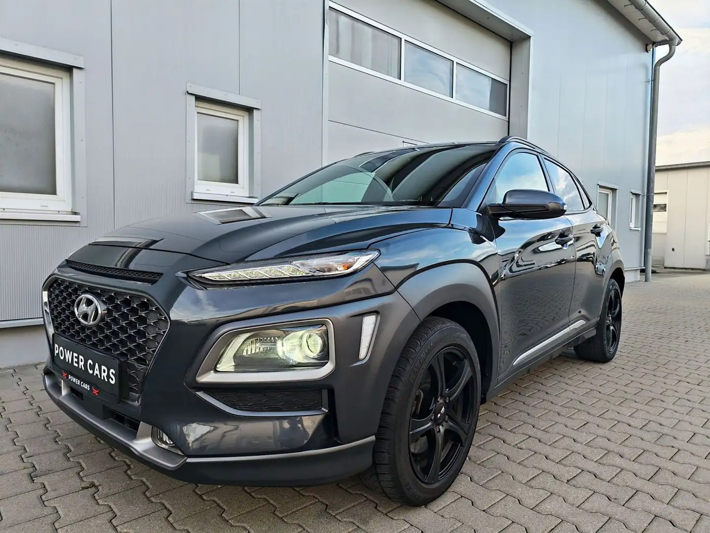 Hyundai KONA Style 4WD*Teilleder*LED*Navi*DAB*Keyless Grau - 1