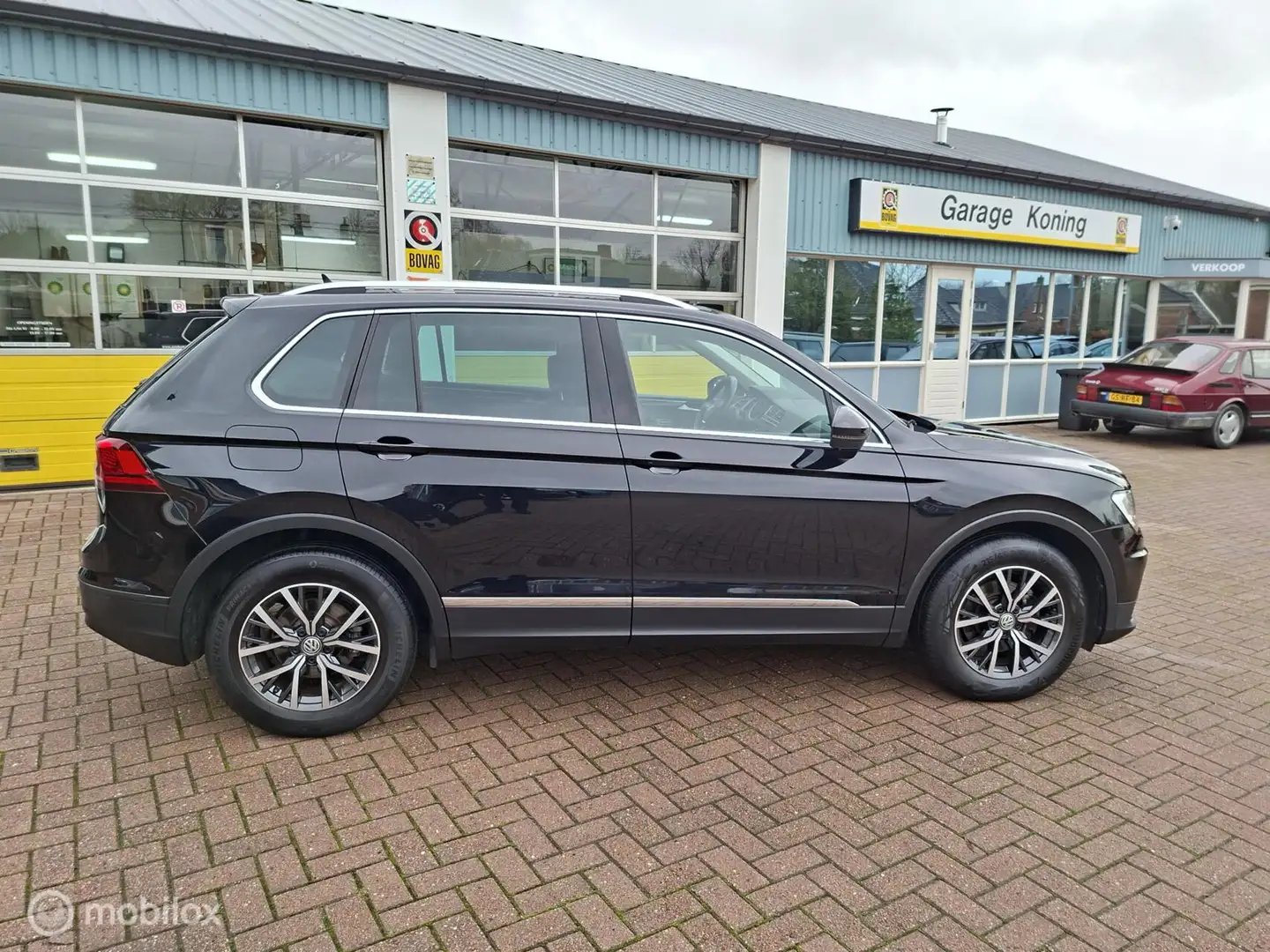 Volkswagen Tiguan 1.5 TSI Comfortline Business Noir - 2