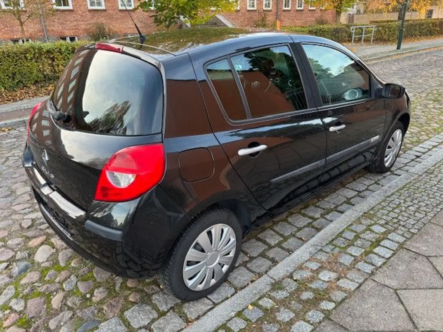 Renault Clio III Rip Curl Schwarz - 2