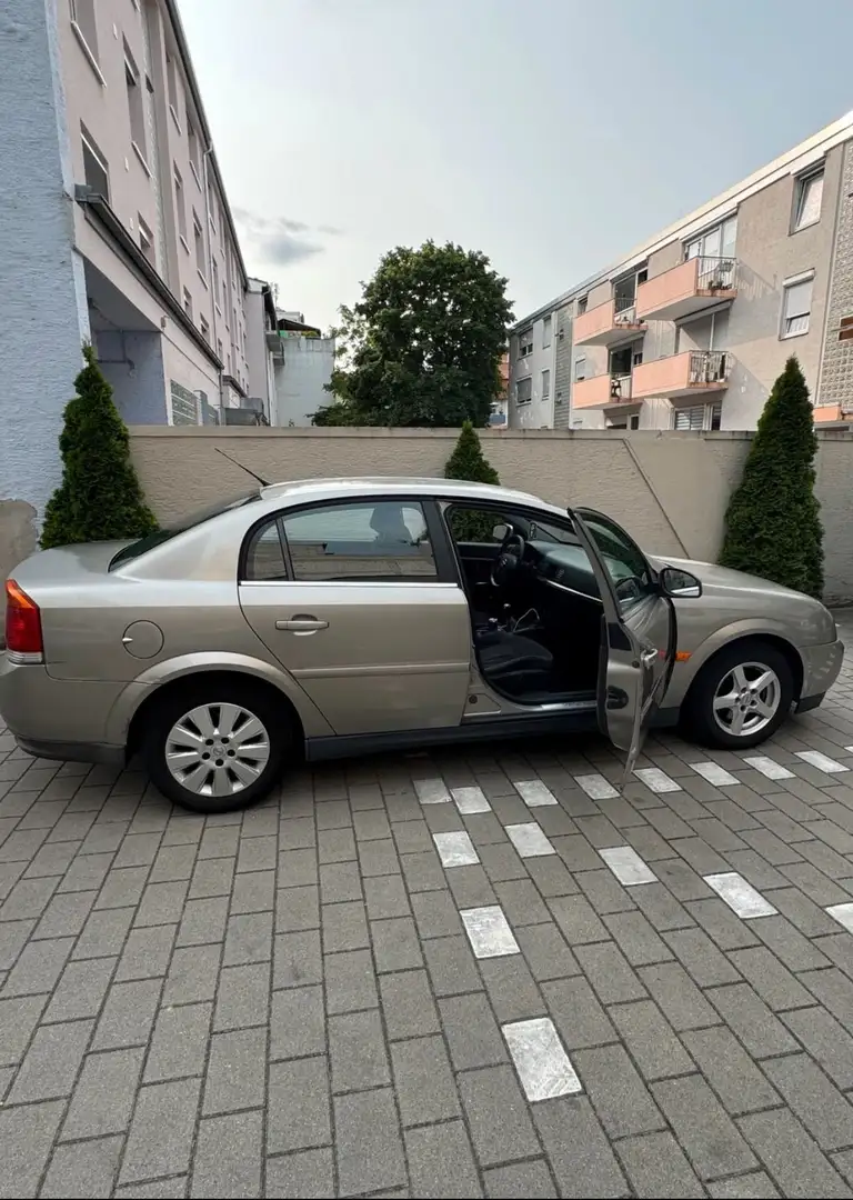 Opel Vectra - 1