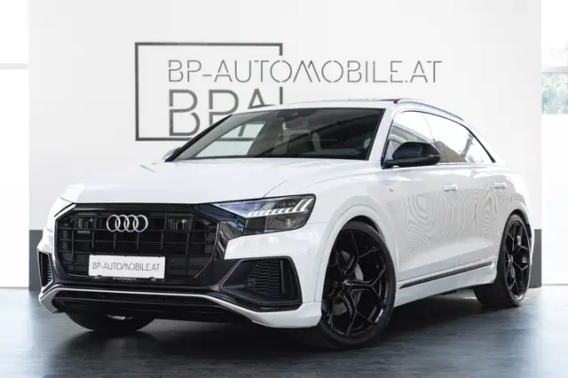 Audi Q8 50 TDI quattro // MEGA OPTIK //